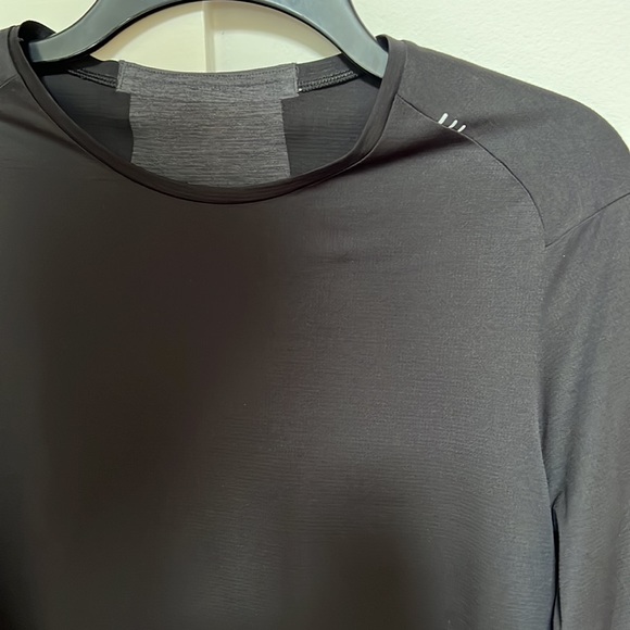 Lululemon Men’s Fast and Free Long Sleeve Athletic Shirt - Picture 2 of 4